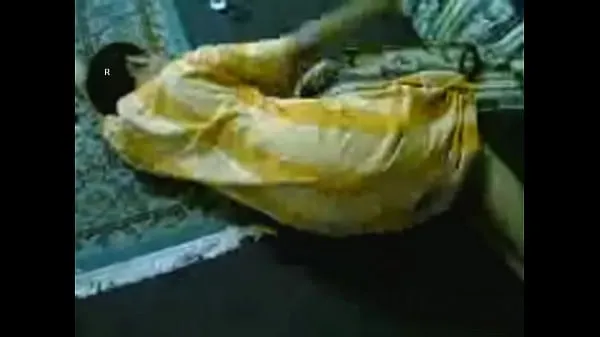 إجمالي Desi Indian Couple Honeymoon Fucking Hidden Cam Video -UpornX مقاطع فيديو كبيرة