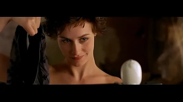 بڑے Cécile De France Iréne 2002 کل ویڈیوز