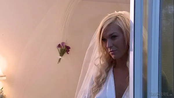 Összesen nagy Nick Capra fucks the bride TS Aubrey Kate videó