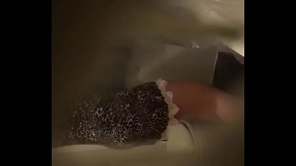 Grandi Jay taking a shower video totali