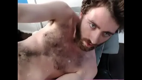 بڑے Orgazm Dude Roll His Eyes back from Cumming More vids at کل ویڈیوز