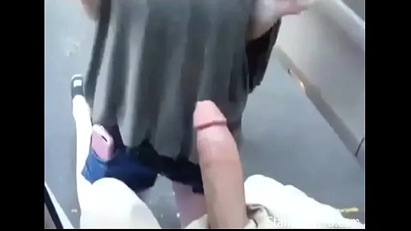 Tổng cộng BITCH of THE YEAR IS video lớn