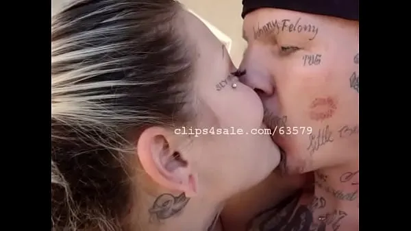 إجمالي SV Kissing Video 3 مقاطع فيديو كبيرة