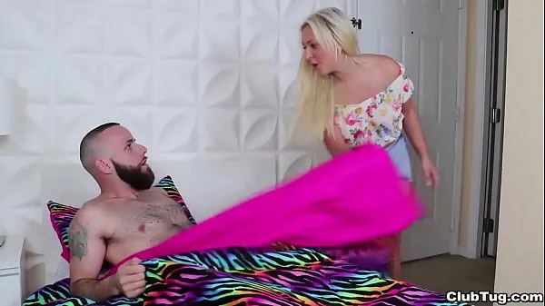 Big clubtug-Blonde slut jerks off a naked dude total Videos