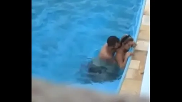 Veľký celkový počet videí: Pool sex in Catolé do Rocha
