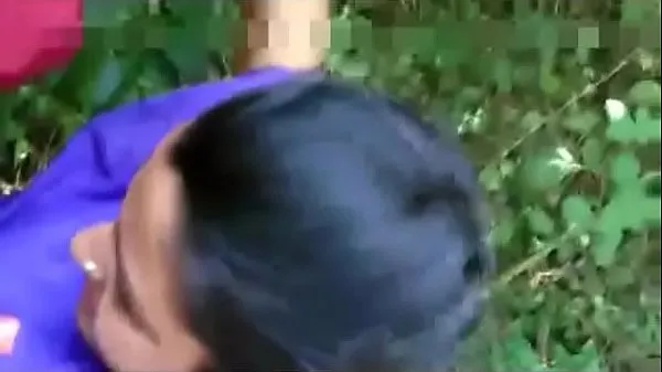 Összesen nagy Desi slut exposed and fucked in forest by client clip videó