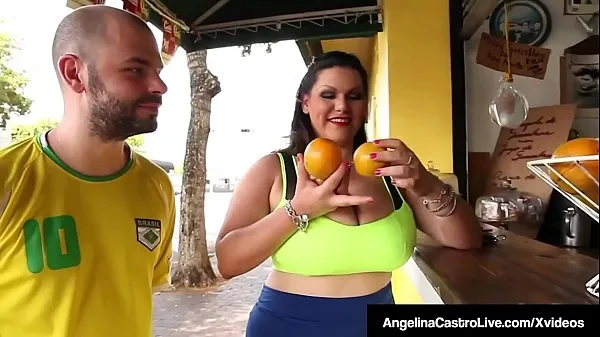 Всего Кубинка с большой жопой Анджелина Кастро устроила свидание с любящим членом толстушкой, который лихорадочно трахает ее пухлую киску и кончает на ее огромные сиськи видео