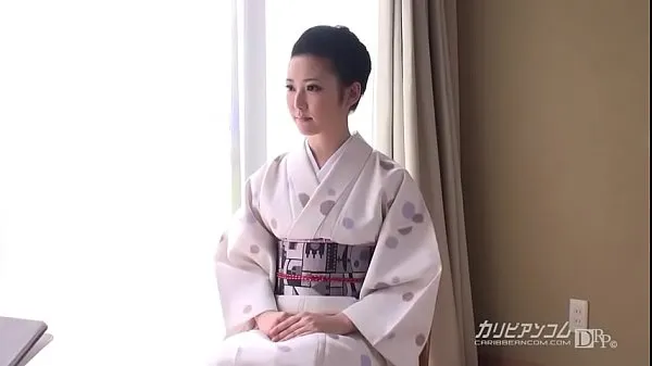 Velká videa (celkem The hospitality of the young proprietress-You came to Japan for Nani-Yui Watanabe)