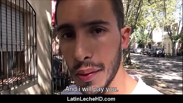 بڑے Amateur Straight Latino Persuaded By Money To Fuck Gay Filmmaker POV کل ویڈیوز