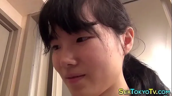 Grote Japanese lesbo teenagers video's in totaal