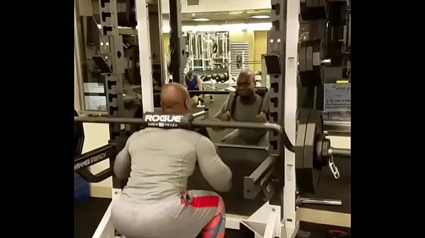 बड़े Gym Butt 2 कुल वीडियो