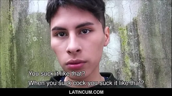 بڑے Young Broke Latino Twink Has Sex With Stranger Off Street For Money POV کل ویڈیوز
