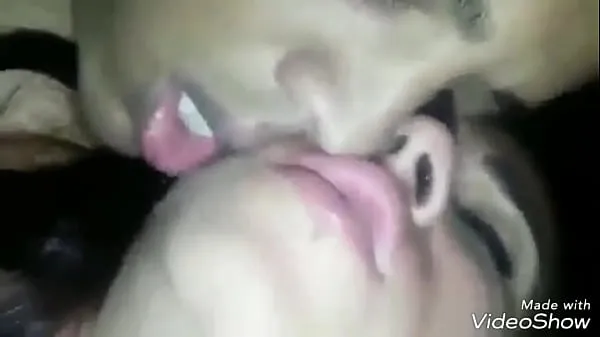 Velikih Brand new releasing her ass for her boyfriend skupaj videoposnetkov