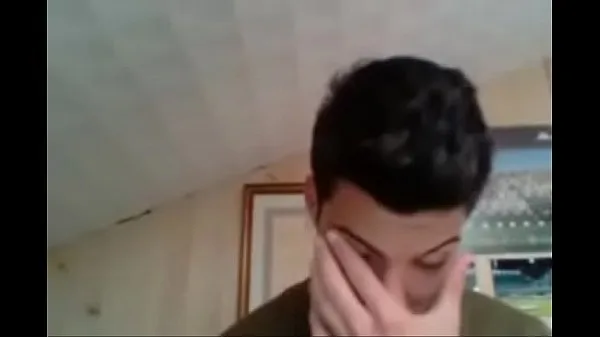 Veľký celkový počet videí: Hot Italian guy jerking on Cam