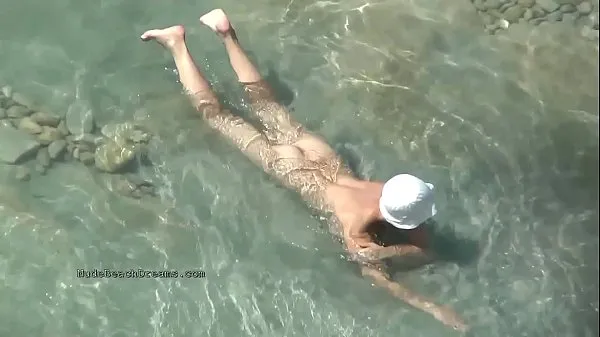 Nude teen girls on the nudist beaches compilation Jumlah Video yang besar