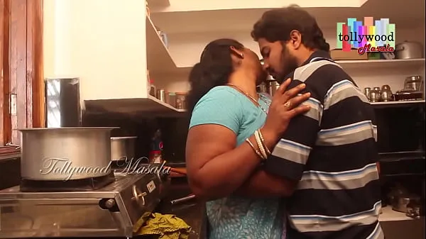 Big Hot desi masala aunty seduced by a teen boy total Videos