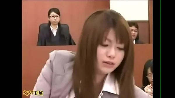 Invisible man in asian courtroom - Title Please Total Video yang besar