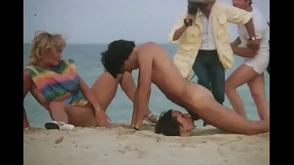 Velká videa (celkem classic vintage sex video)