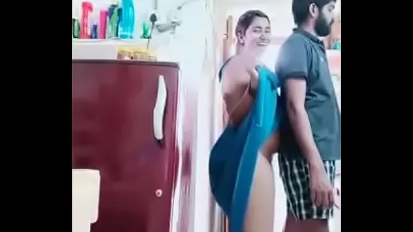 Grote Swathi naidu romance with boyfriend while cooking video's in totaal