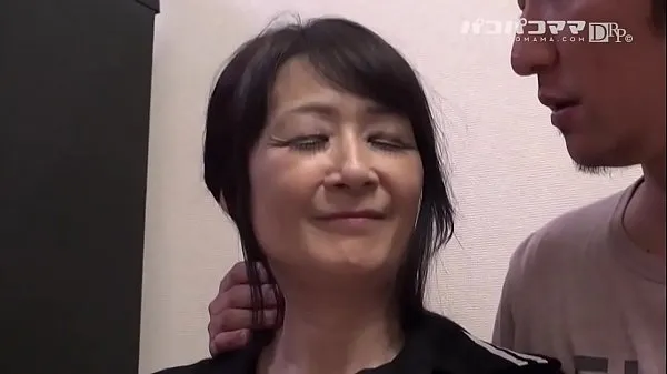 Grote who behaves Japanese food Yoshiko Nakayama 2 video's in totaal