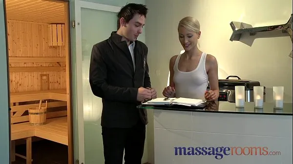 Massage Rooms Uma rims guy before squirting and pleasuring another Jumlah Video yang besar