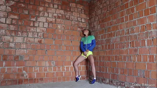 Tổng cộng Russian Girl Sasha Bikeyeva - Fit girl caught by a Construction worker when she masturbated at a construction site after a run - ENGLISH SUBTITLES video lớn