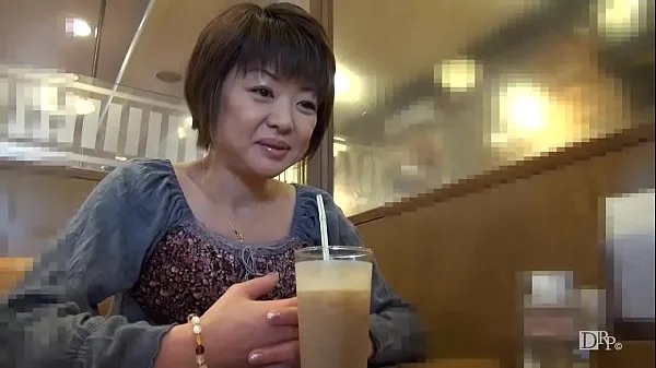 Big My husband ... Junko Asada, a mature woman who catches other sticks before she feels sad total Videos