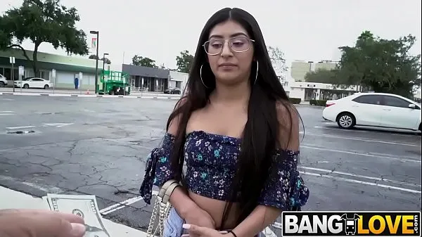Binky Beaz Gets Fucked For Fake Cash Total Video yang besar