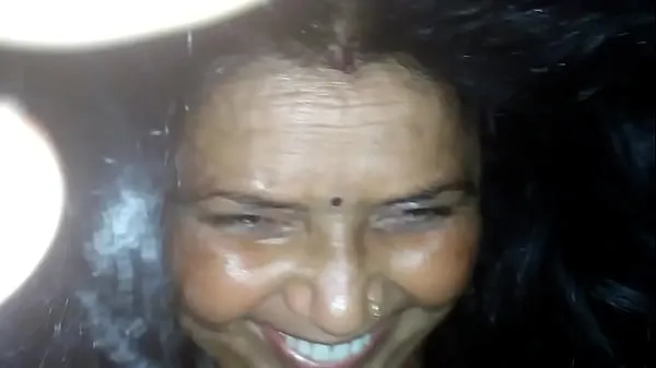 Store Indian housewife cheats her husband videoer totalt