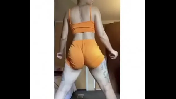 Veľký celkový počet videí: Twerking that ass