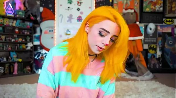 Büyük Who Is She Cosplaying toplam Video