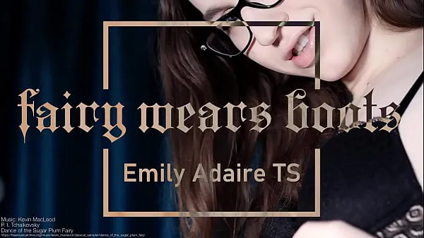 Stora TS in dessous teasing you - Emily Adaire - lingerie trans videor totalt