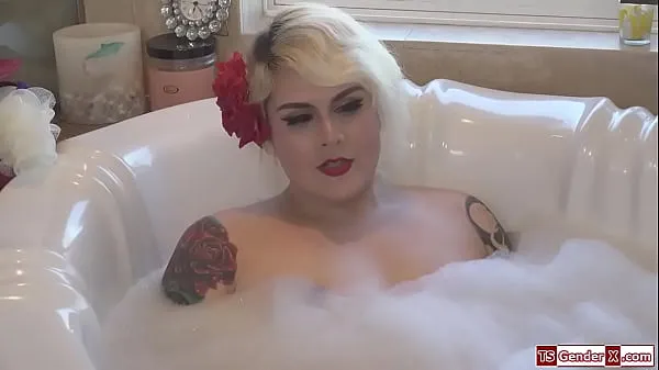 Veľký celkový počet videí: Trans stepmom Isabella Sorrenti anal fucks stepson