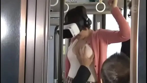 Big Cute Asian Gets Fucked On The Bus Wearing VR Glasses 1 (har-064 total Videos