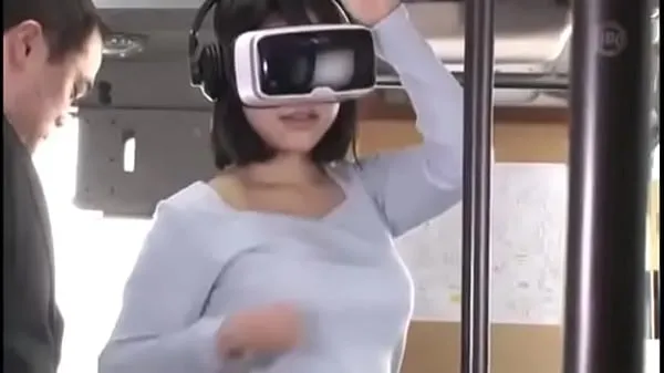 Cute Asian Gets Fucked On The Bus Wearing VR Glasses 3 (har-064 Jumlah Video yang besar
