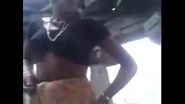 Μεγάλα Indian village girl fucked outdoor by her lover Nice cunt action συνολικά βίντεο