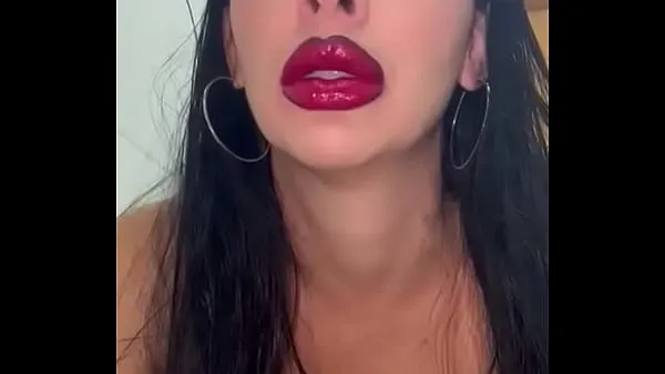 Duża Putting on lipstick to make a nice blowjob suma filmów