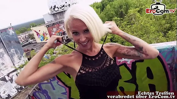 Grote Skinny german blonde Milf pick up online for outdoor sex video's in totaal