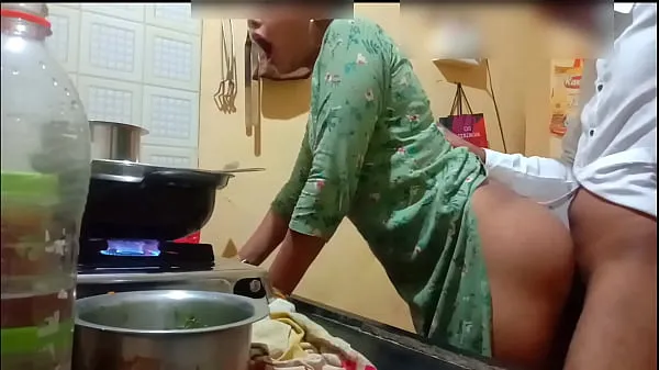 Stora Indian sexy wife got fucked while cooking videor totalt