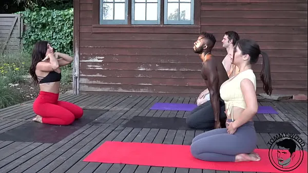 BBC Yoga Foursome Real Couple Swap Total Video yang besar