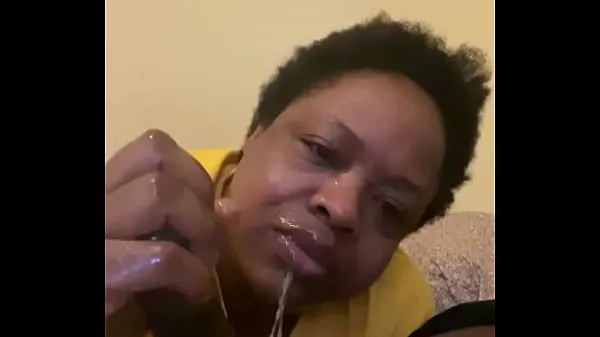 Mature ebony bbw gets throat fucked by Gansgta BBC Jumlah Video yang besar