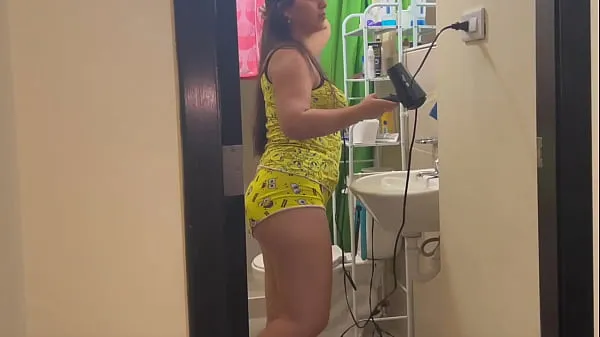 Veľký celkový počet videí: My step cousin Barbara comes from the countryside and I fuck her when I want, even in the bathroom with the whore