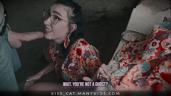 Büyük Stranger Ghost Called to Public Fuck Kisscat in an Abandoned House toplam Video