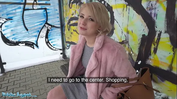 Duża Public Agent Short hair blonde amateur teen with soft natural body picked up as bus stop and fucked in a basement with her clothes on by guy with a big cock ending with facial cumshot suma filmów