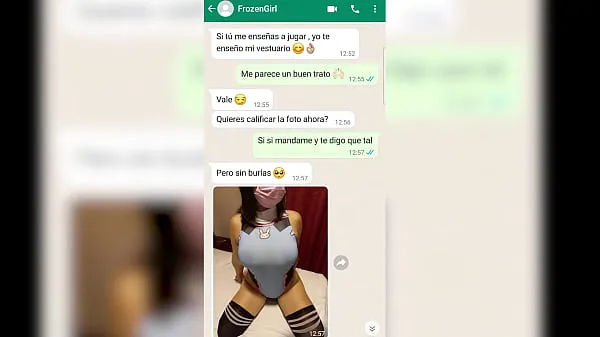 Tổng cộng Gamer girl sends me her pack on WhatsApp and we end up fucking video lớn