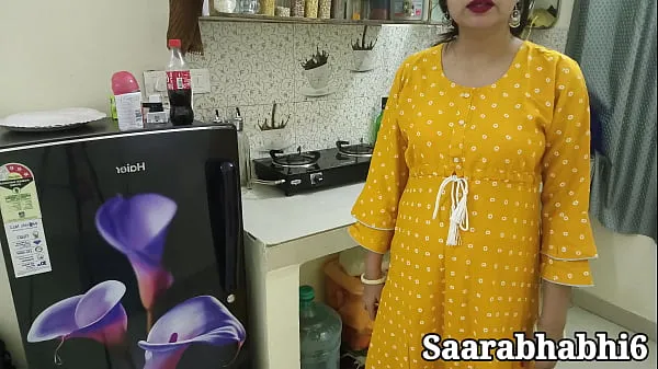 大 hot Indian stepmom got caught with condom before hard fuck in closeup in Hindi audio. HD sex video 总共 影片