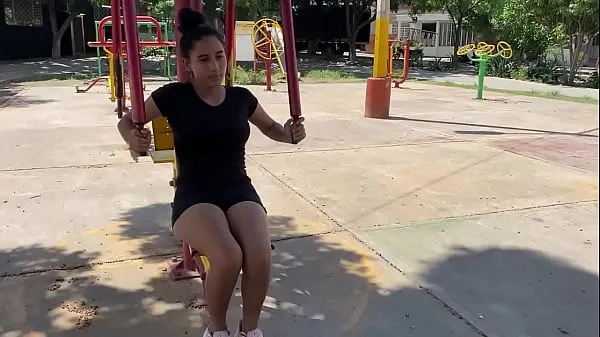Tổng cộng I take home a BEAUTIFUL GIRL from the park and end up fucking video lớn