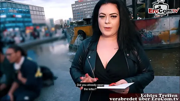 German fat BBW girl picked up at street casting Jumlah Video yang besar