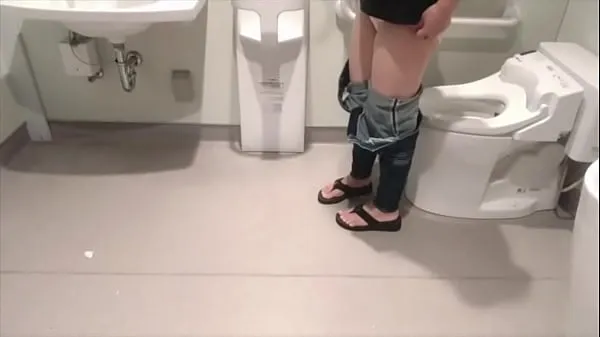 ใหญ่Amateur] A female student masturbates in the supermarket training room because she can't hold backวิดีโอทั้งหมด