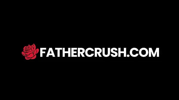 Happy Hiking Hump With Stepdaughter - FatherCrush Jumlah Video yang besar